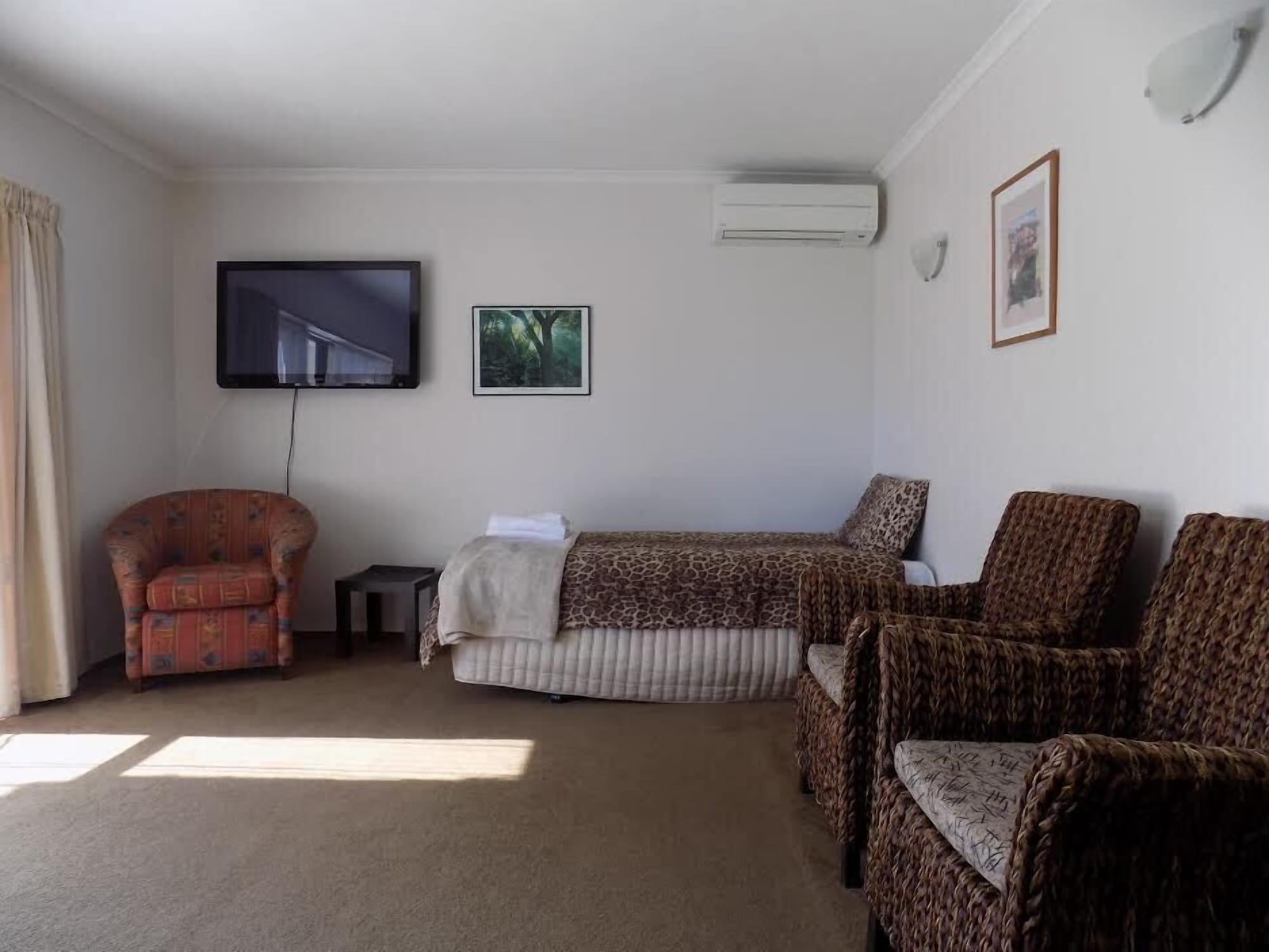 Garden City Motel Κράισττσερτς Εξωτερικό φωτογραφία