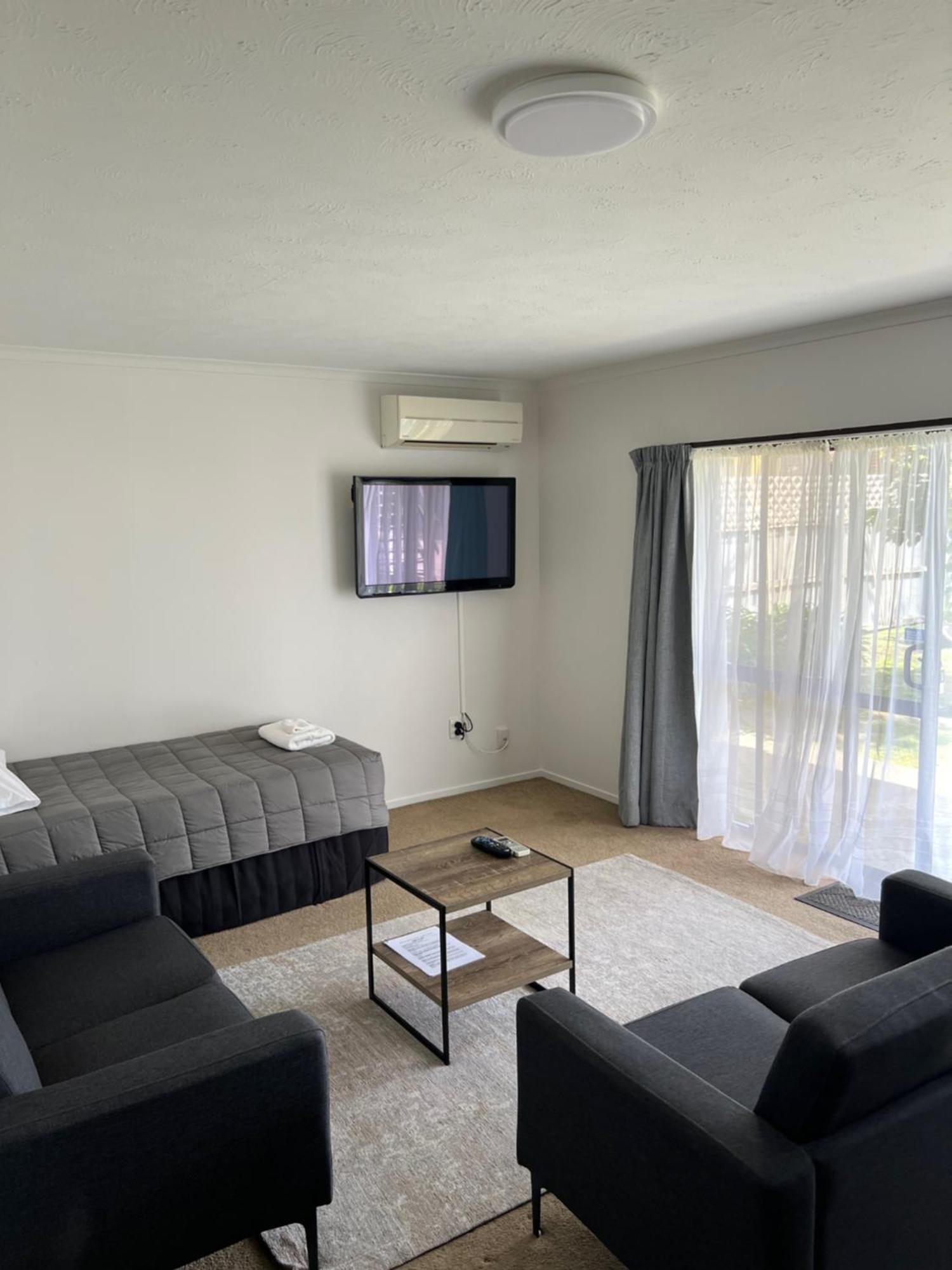 Garden City Motel Κράισττσερτς Εξωτερικό φωτογραφία