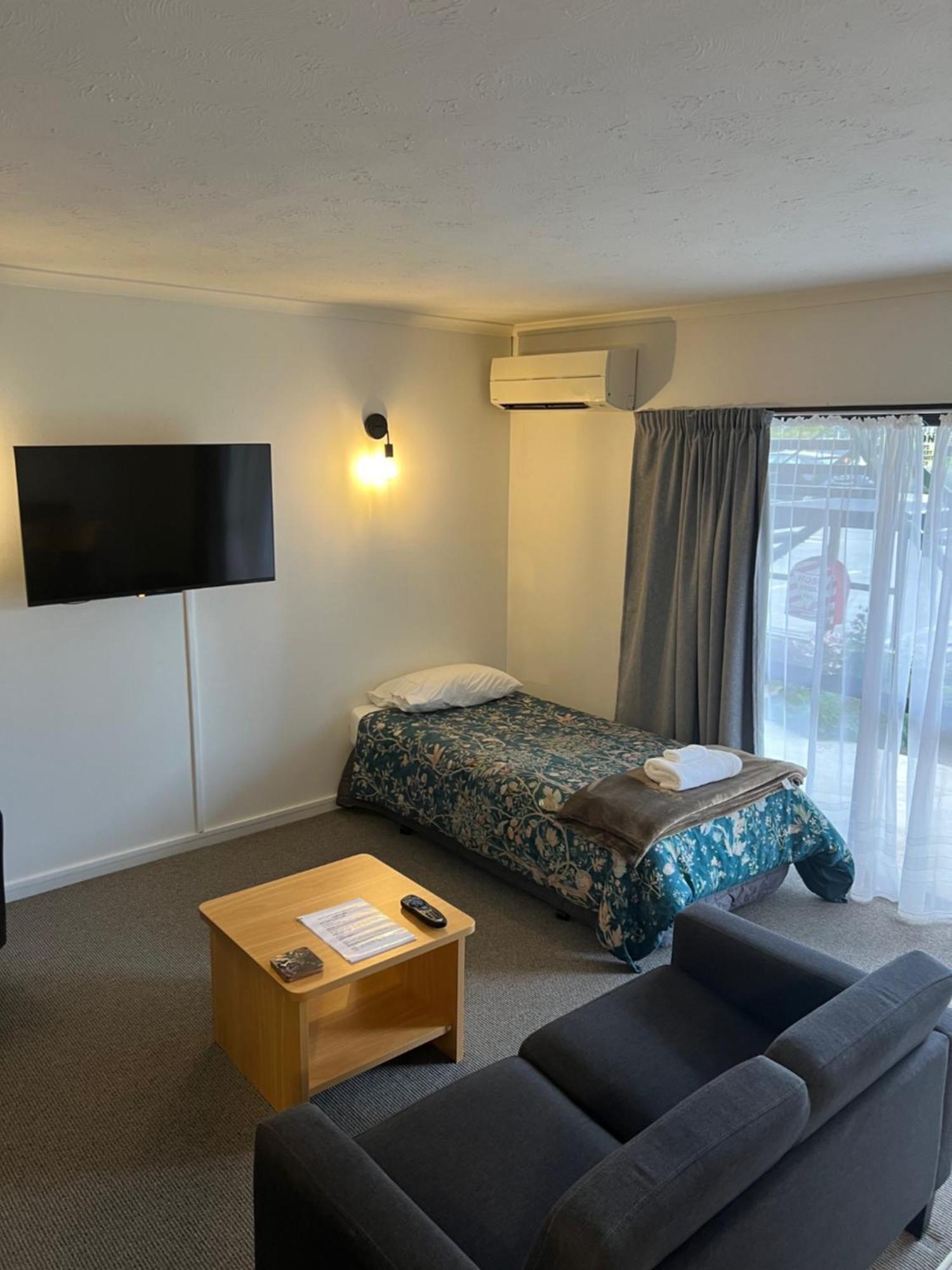 Garden City Motel Κράισττσερτς Εξωτερικό φωτογραφία