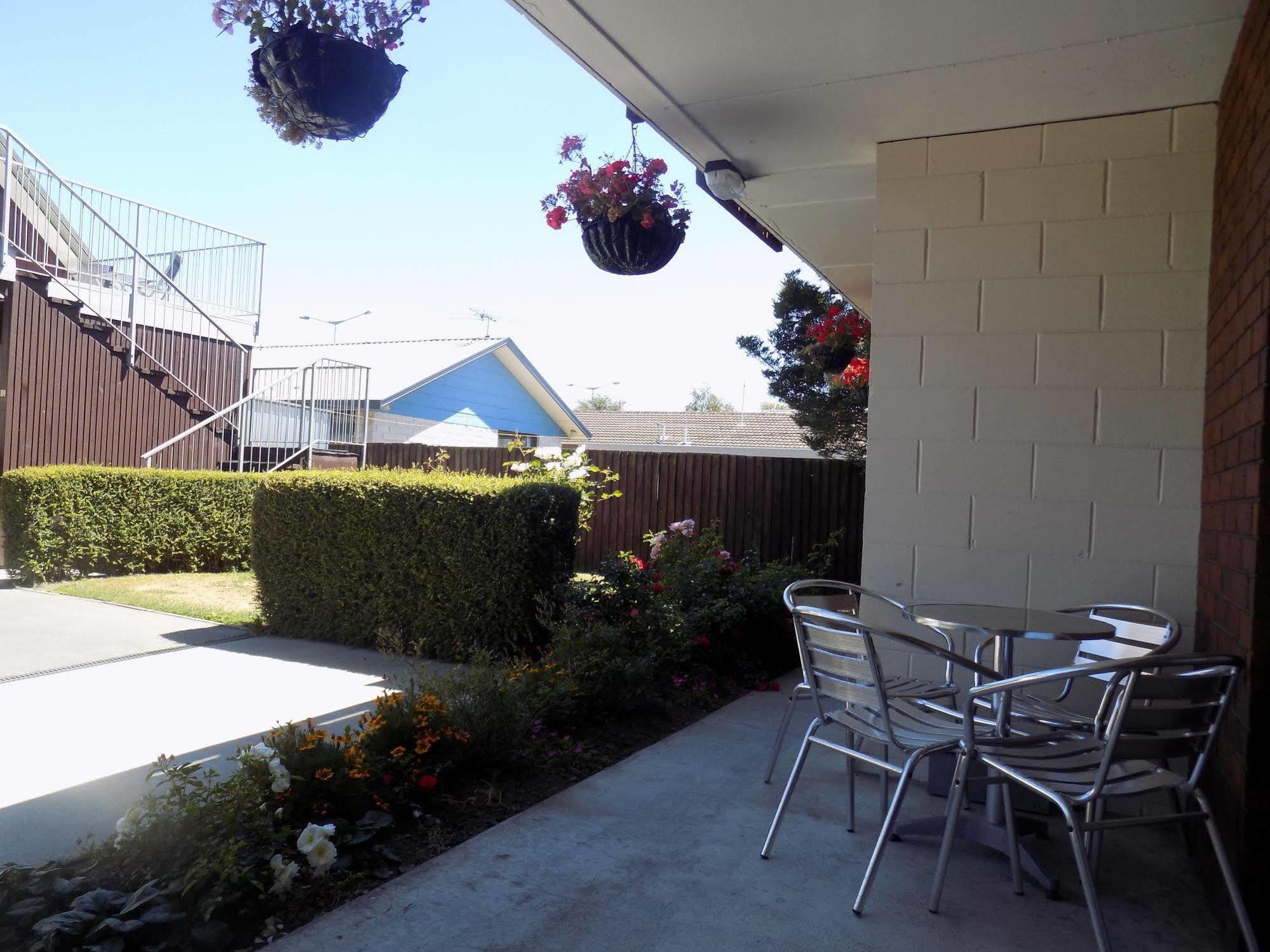 Garden City Motel Κράισττσερτς Εξωτερικό φωτογραφία